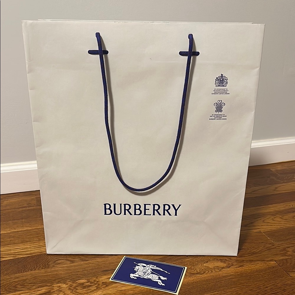Burberry White Shopping Bag and sticker